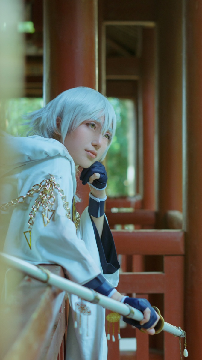 cos正片刀剑乱舞鹤丸国永