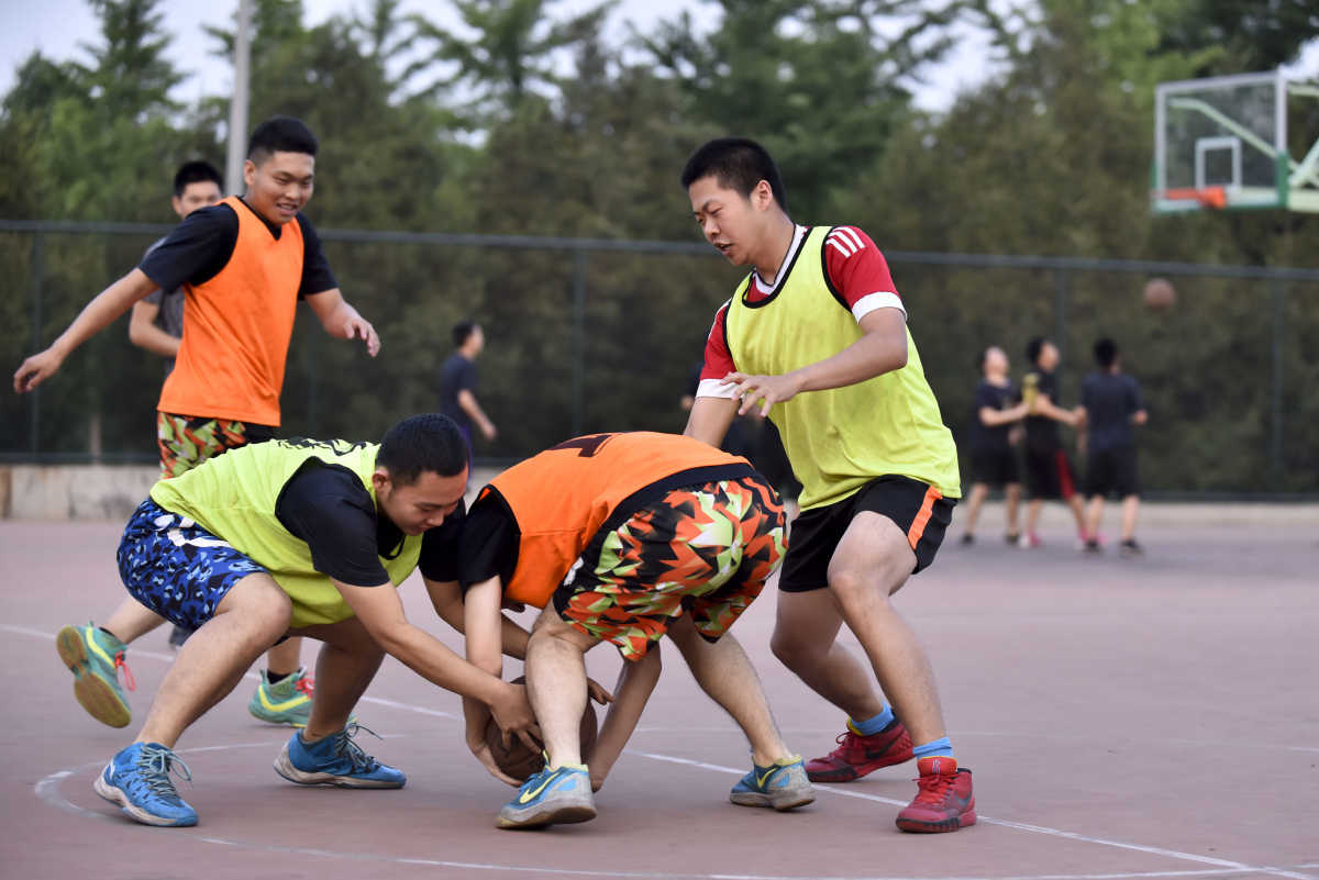 篮球?对抗 - 摄影猎人 - 图虫网 - 优质摄影师交流社区