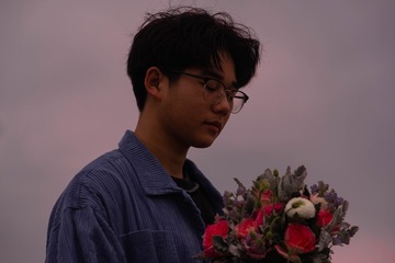 001