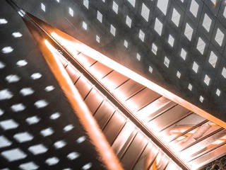 767993