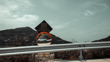 576783