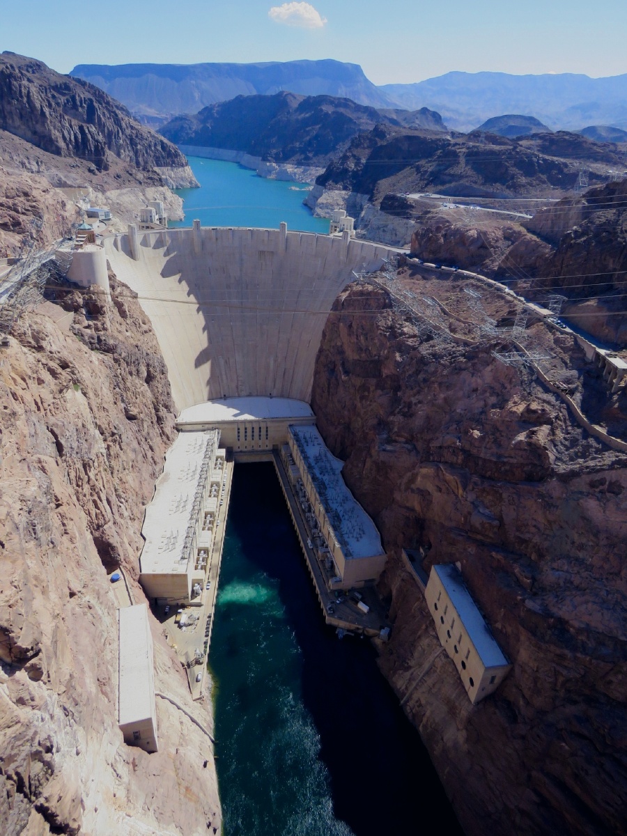 世界水电工程奇迹胡佛大坝建成于1936年3月内华达州