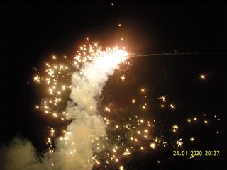 1598684