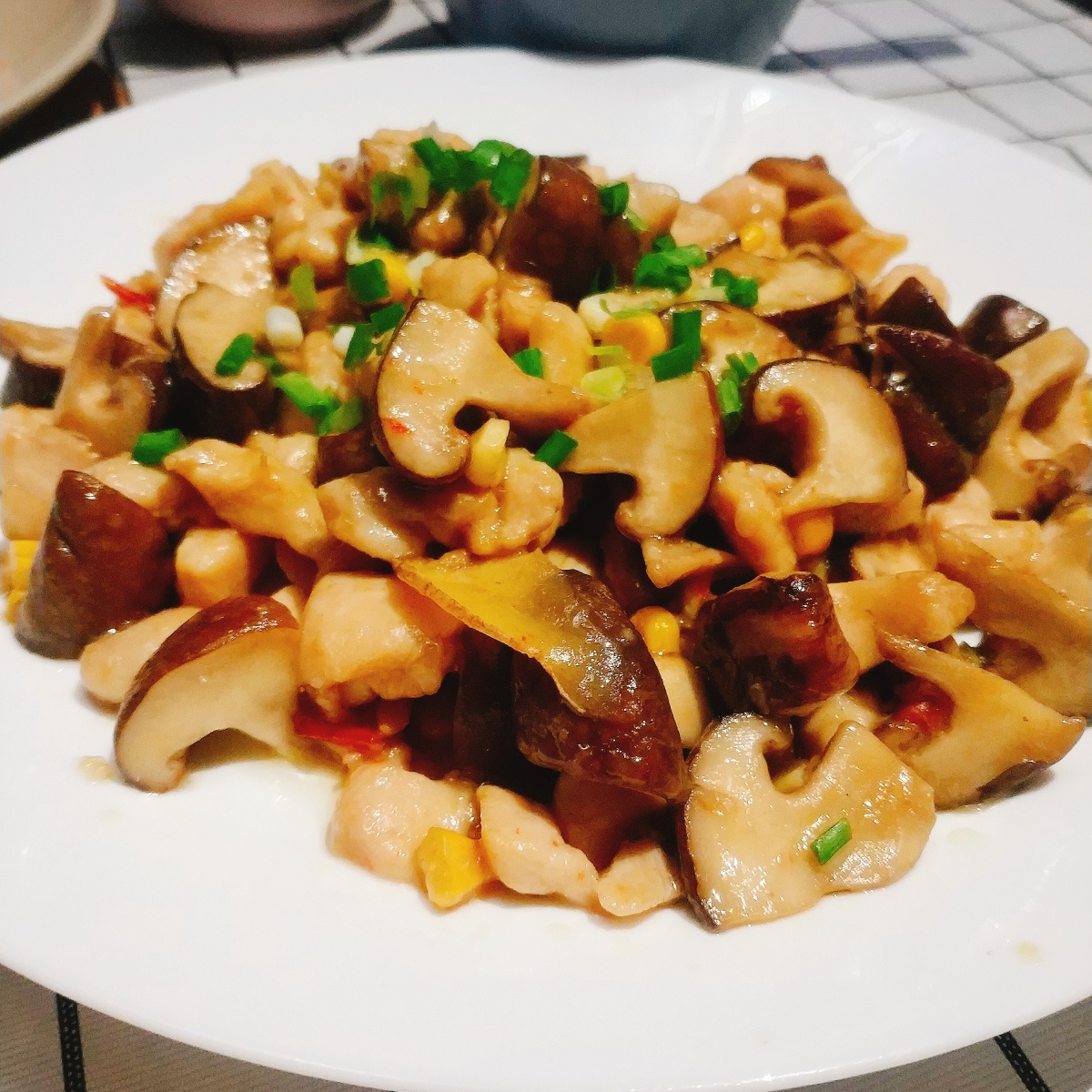 香菇滑鸡清炒虾仁我饿了