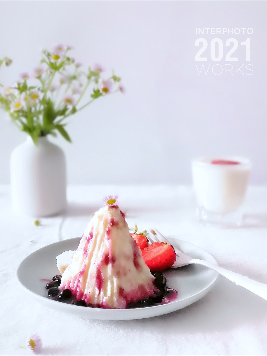 蓝莓味的酸奶山药泥