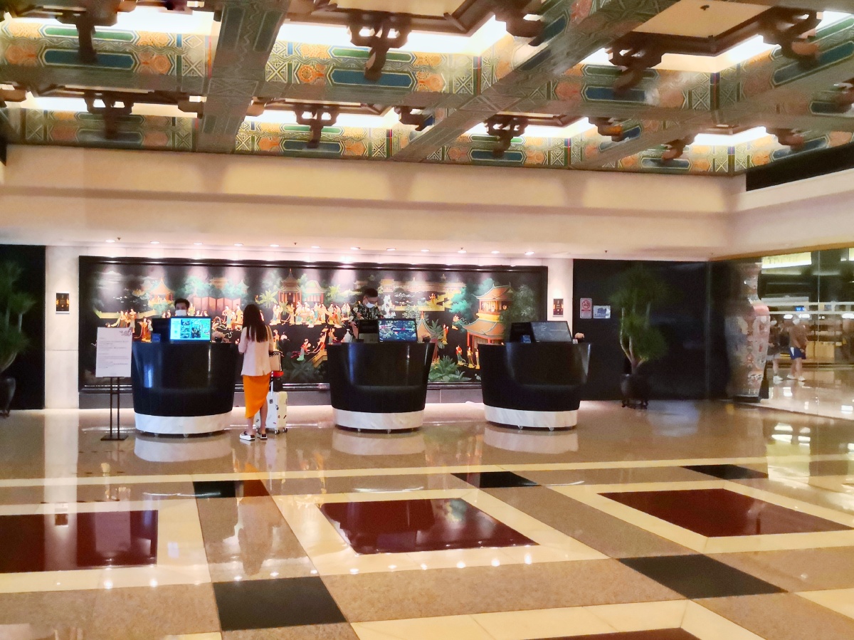 广州花园酒店大堂中式风格