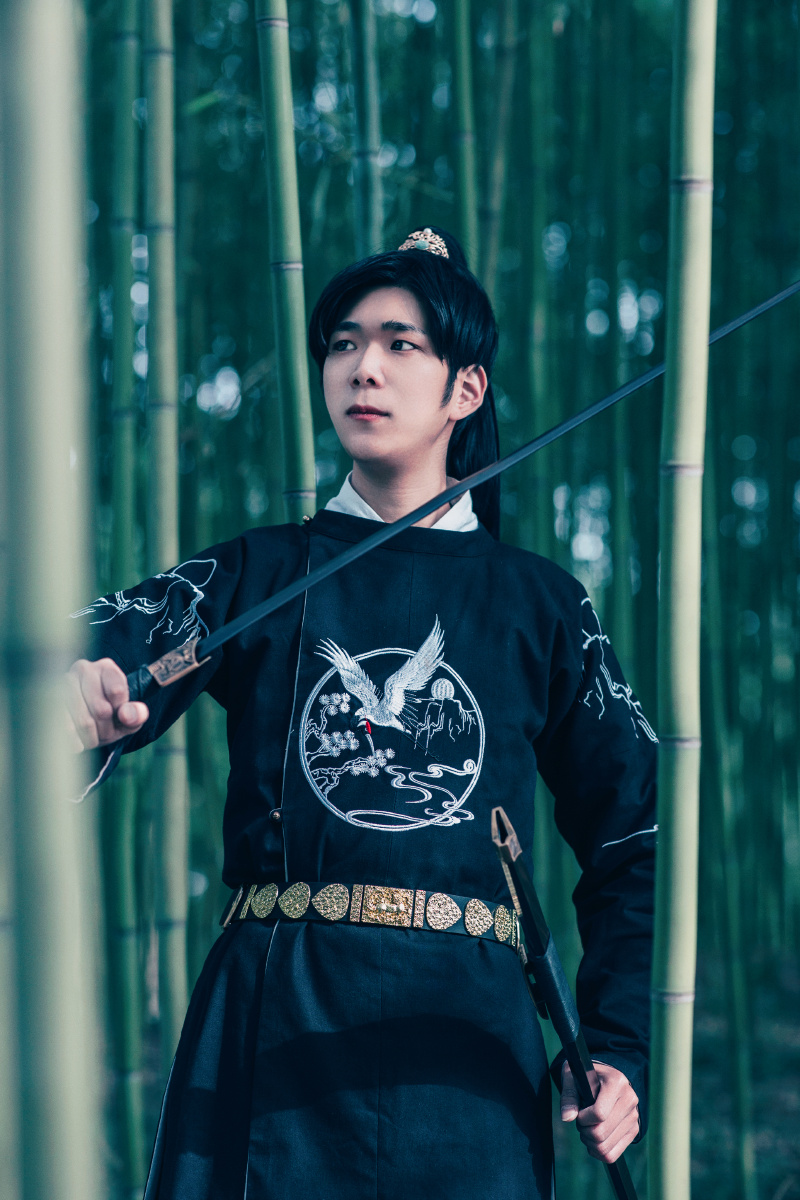 唐制男生汉服唐圆领