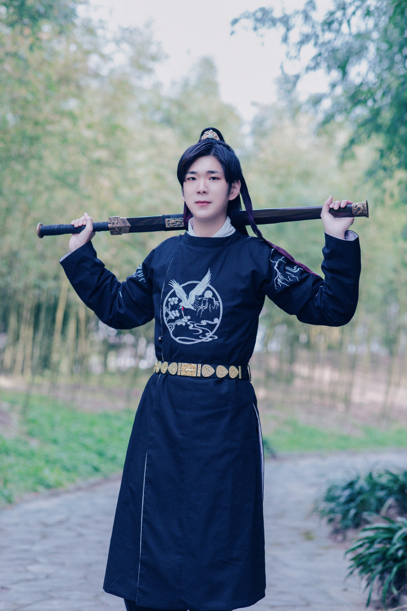 唐制男生汉服唐圆领