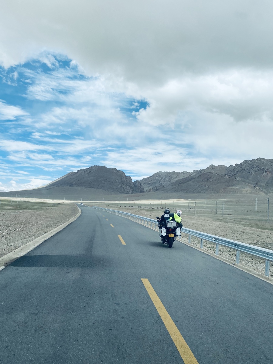 这里是317国道一条值得去慢慢开的路所遇皆是美景