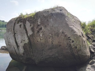 186513