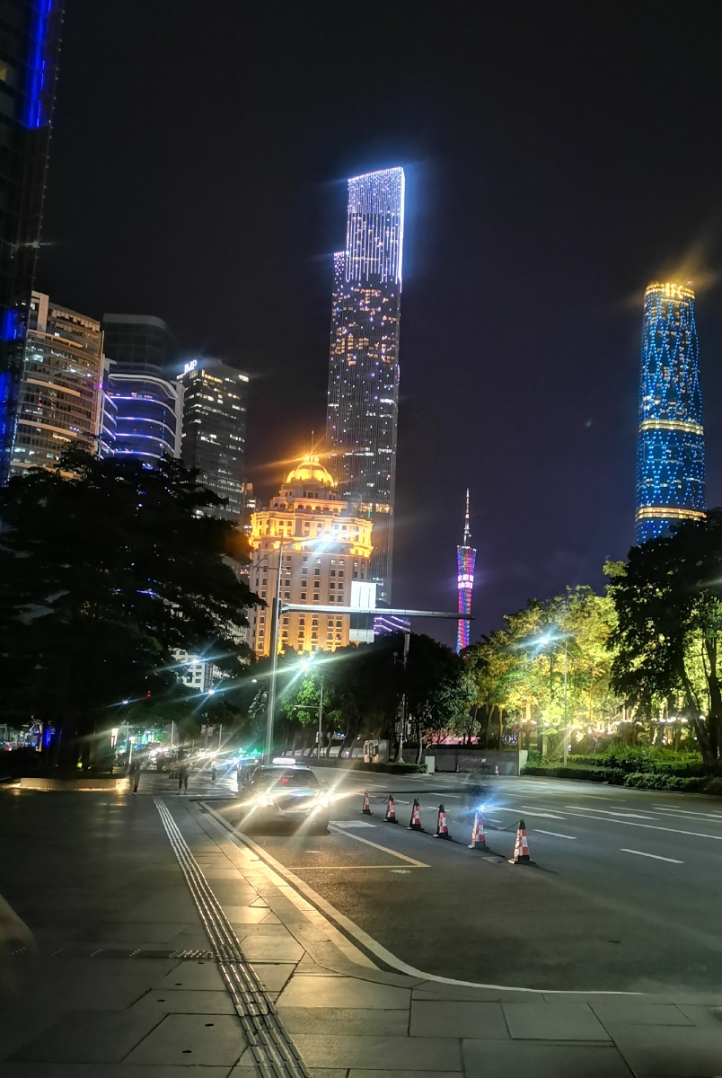 广州天河区花城大道