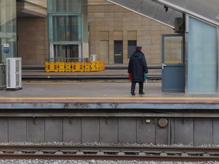 2725096