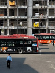 2735479