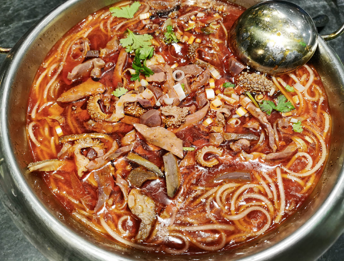 山西美食羊杂粉豆腐粉