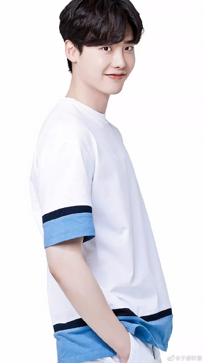 李钟硕白色衣服合集