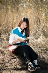 F915172A-4992-40F1-BEEE-508FD4AC47C3/L0/001