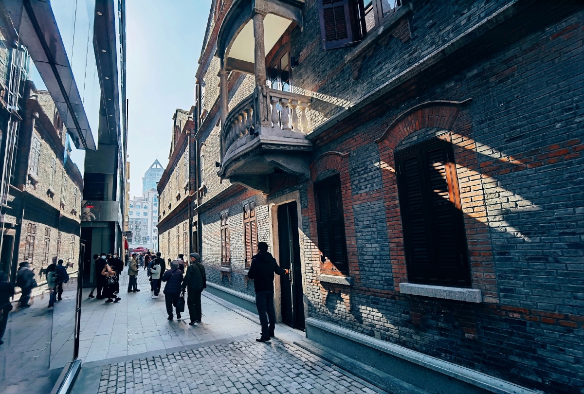 今潮8弄上海新网红打卡地