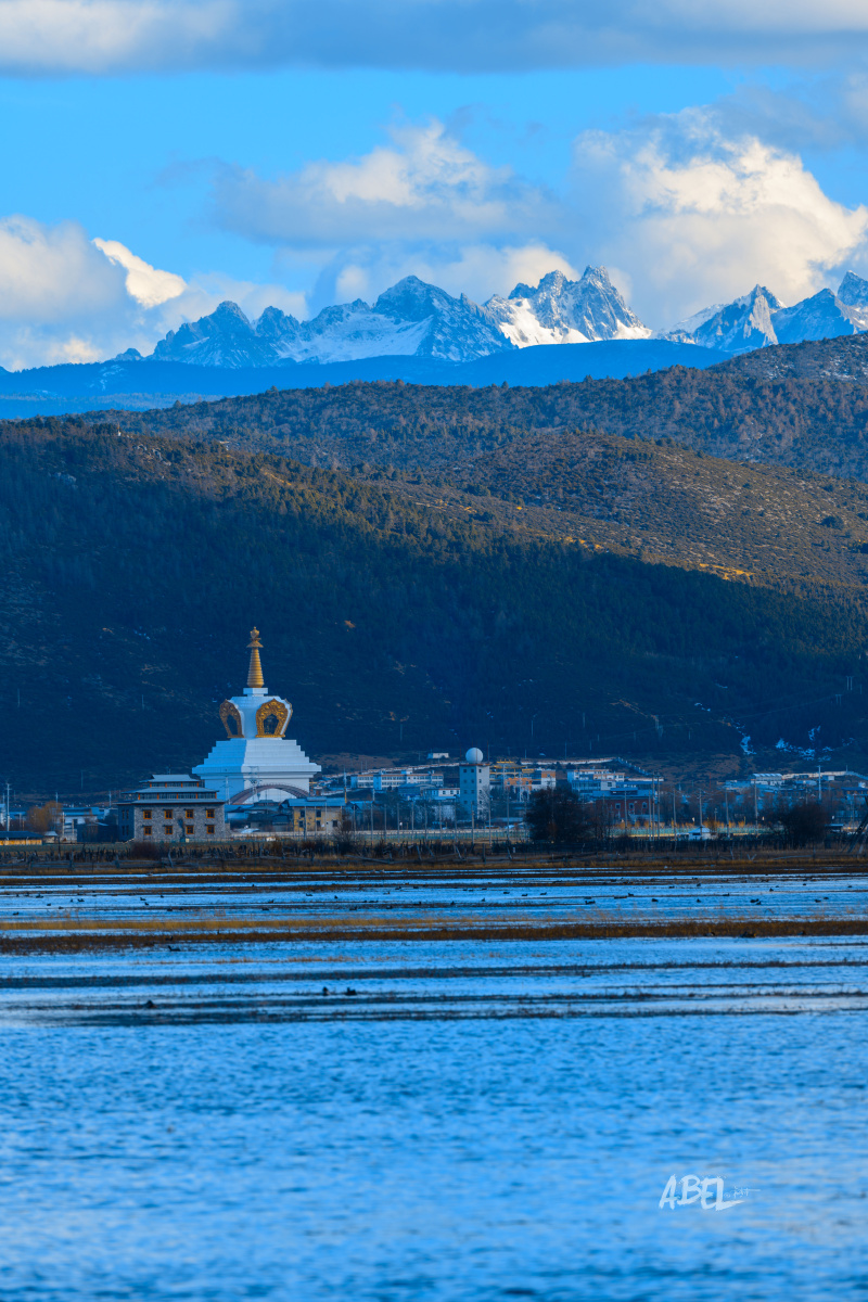 我眼中香格里拉的冬天印象十和谐塔中塔