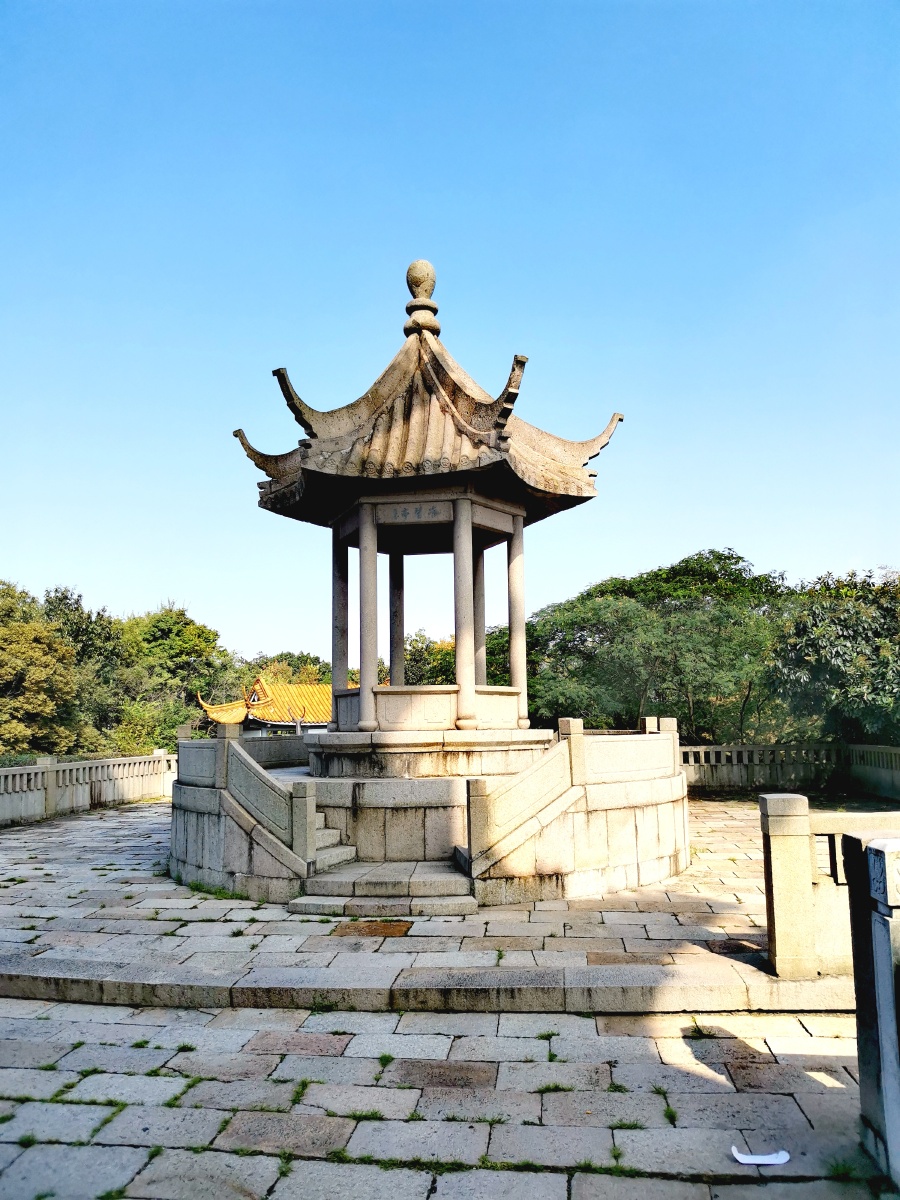 无锡鼋头渚鹿顶山