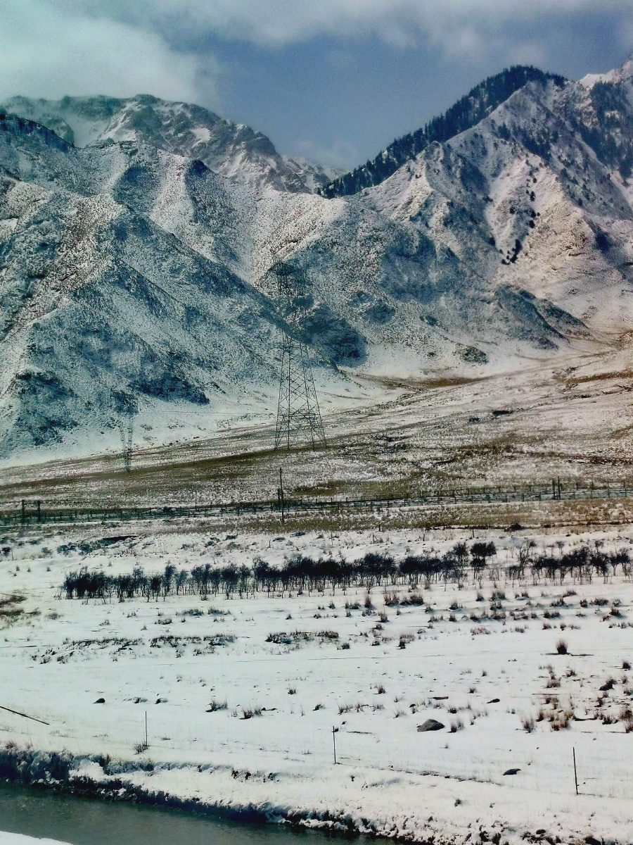酒泉市当金山雪山随拍 - 爱旅游568 - 图虫