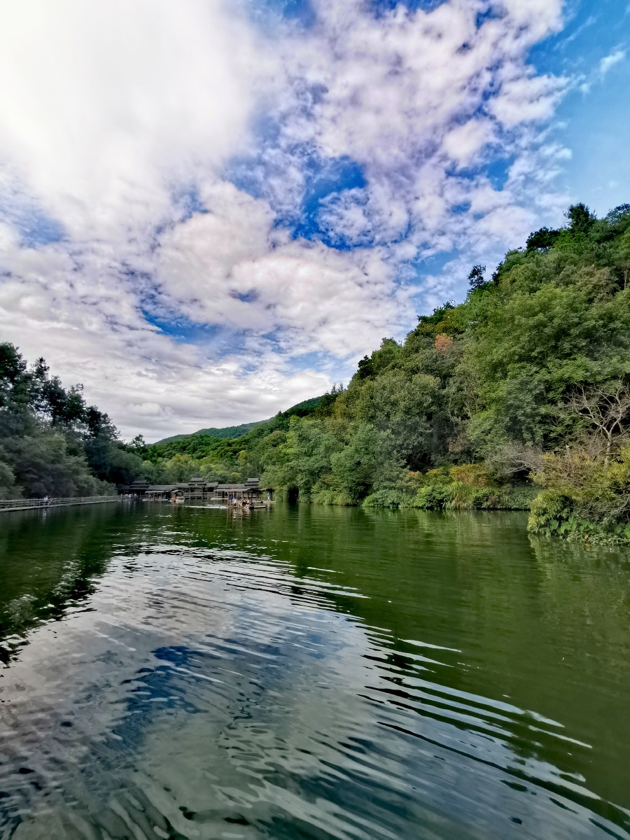 桂林漓江古东风景