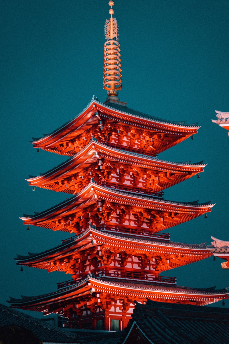 将夜未夜夜幕下被点亮的浅草寺