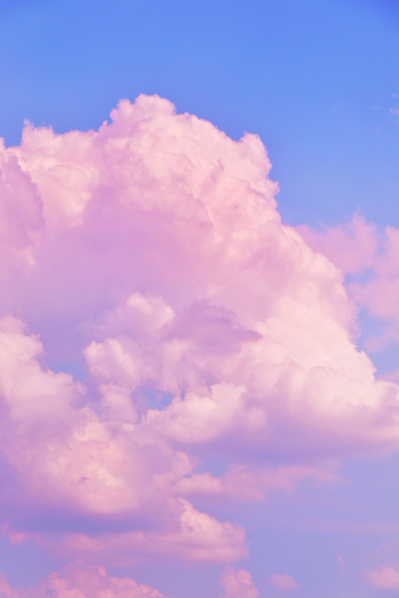 天空中有云,云下面有我