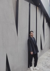 001