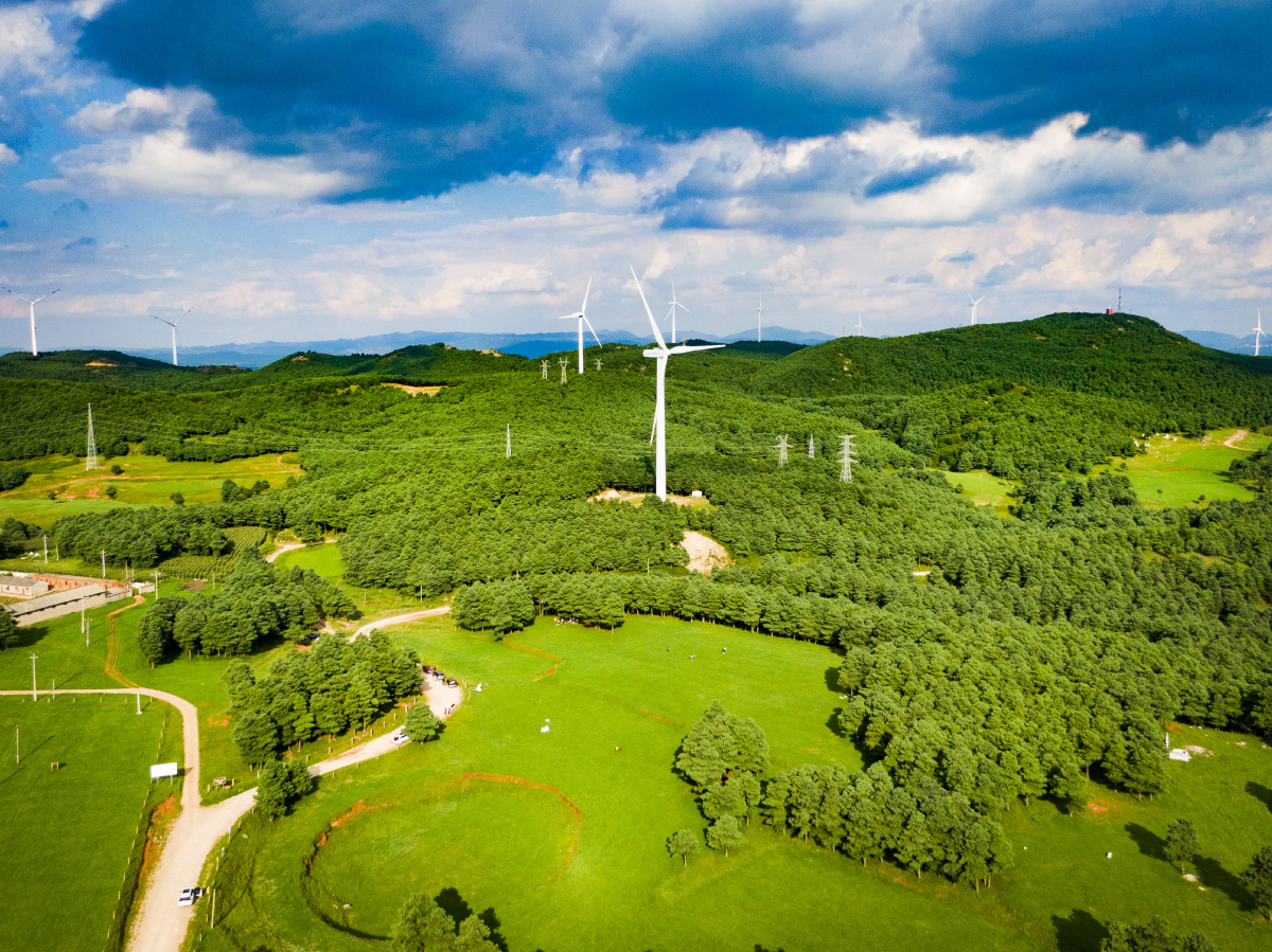 航拍曲靖朗目山