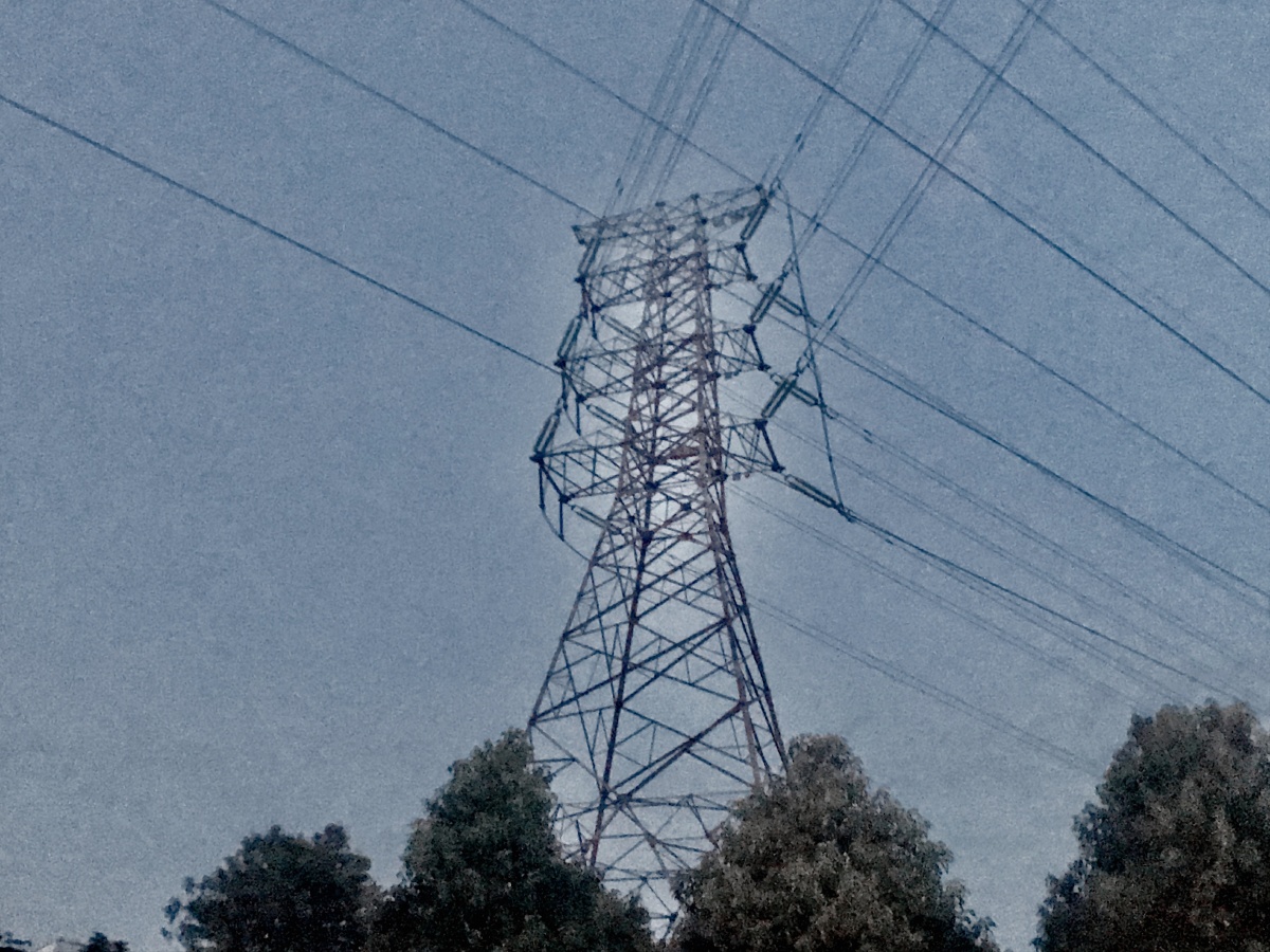 河源高新区高压线铁塔