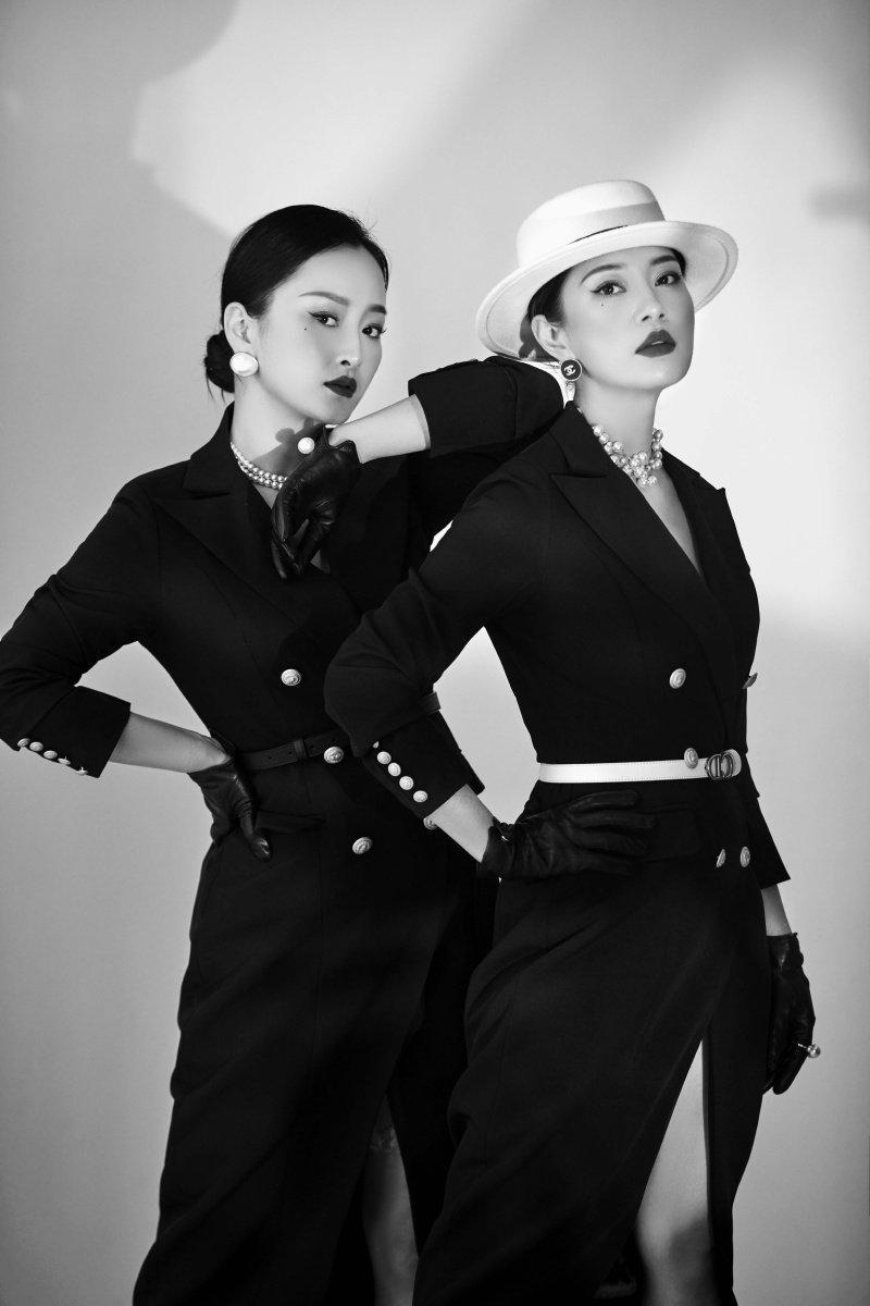 超a闺蜜照两位酷酷的姐姐