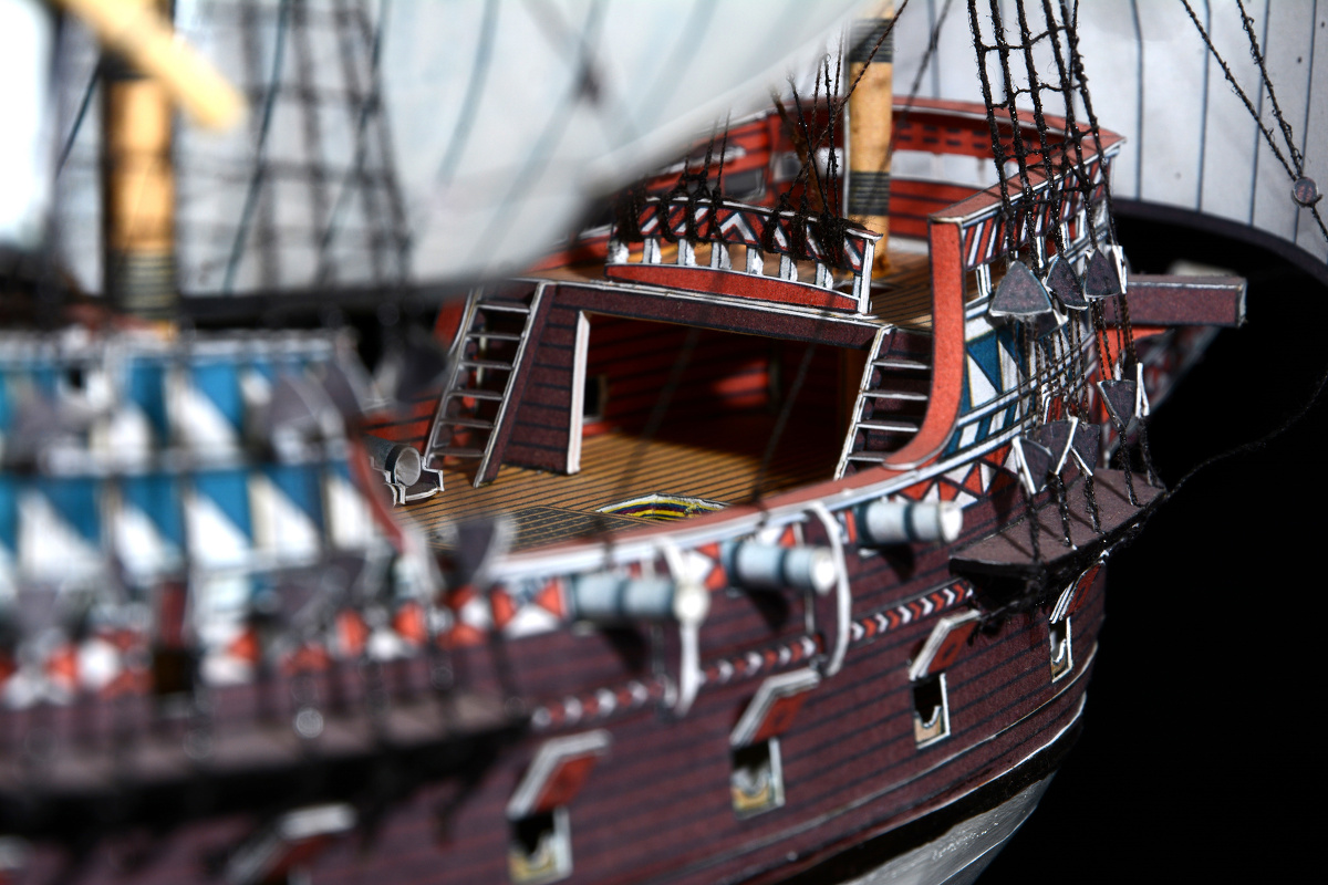 纸膜中世纪战船金鹿号