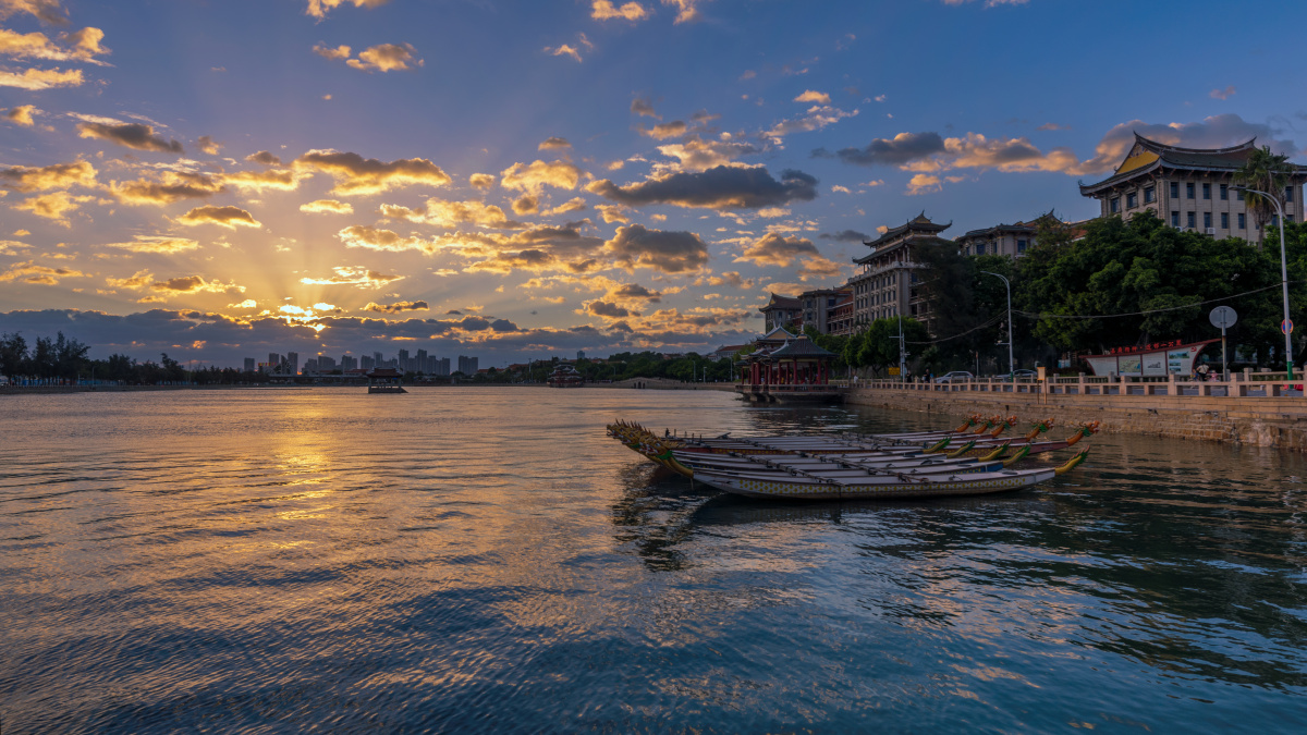 台风圆规下的龙舟池 - 厦门的攀攀 - 图虫