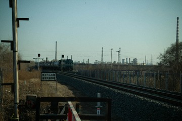 583636