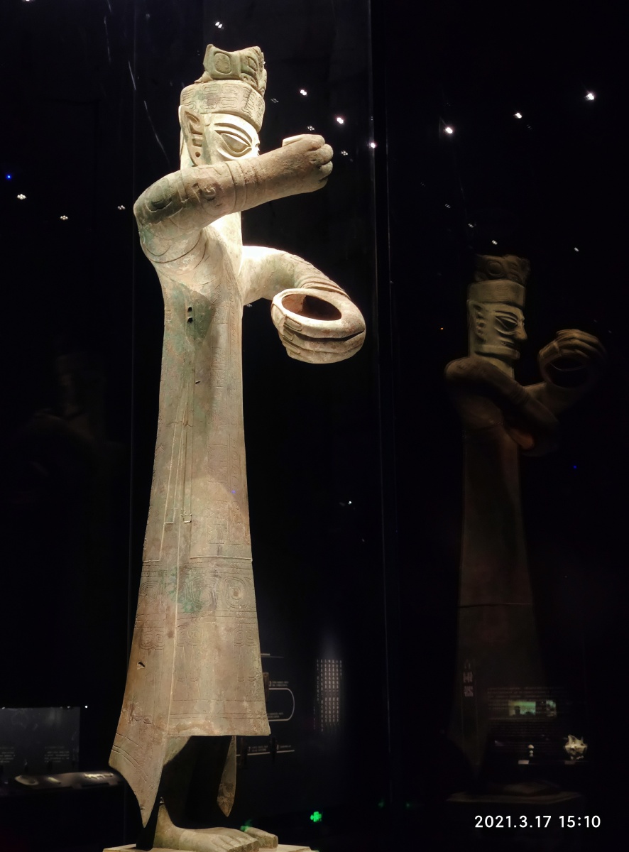 神秘的古蜀国·三星堆五代古蜀王的名字——蚕丛,柏灌,鱼凫,杜宇,鳖灵