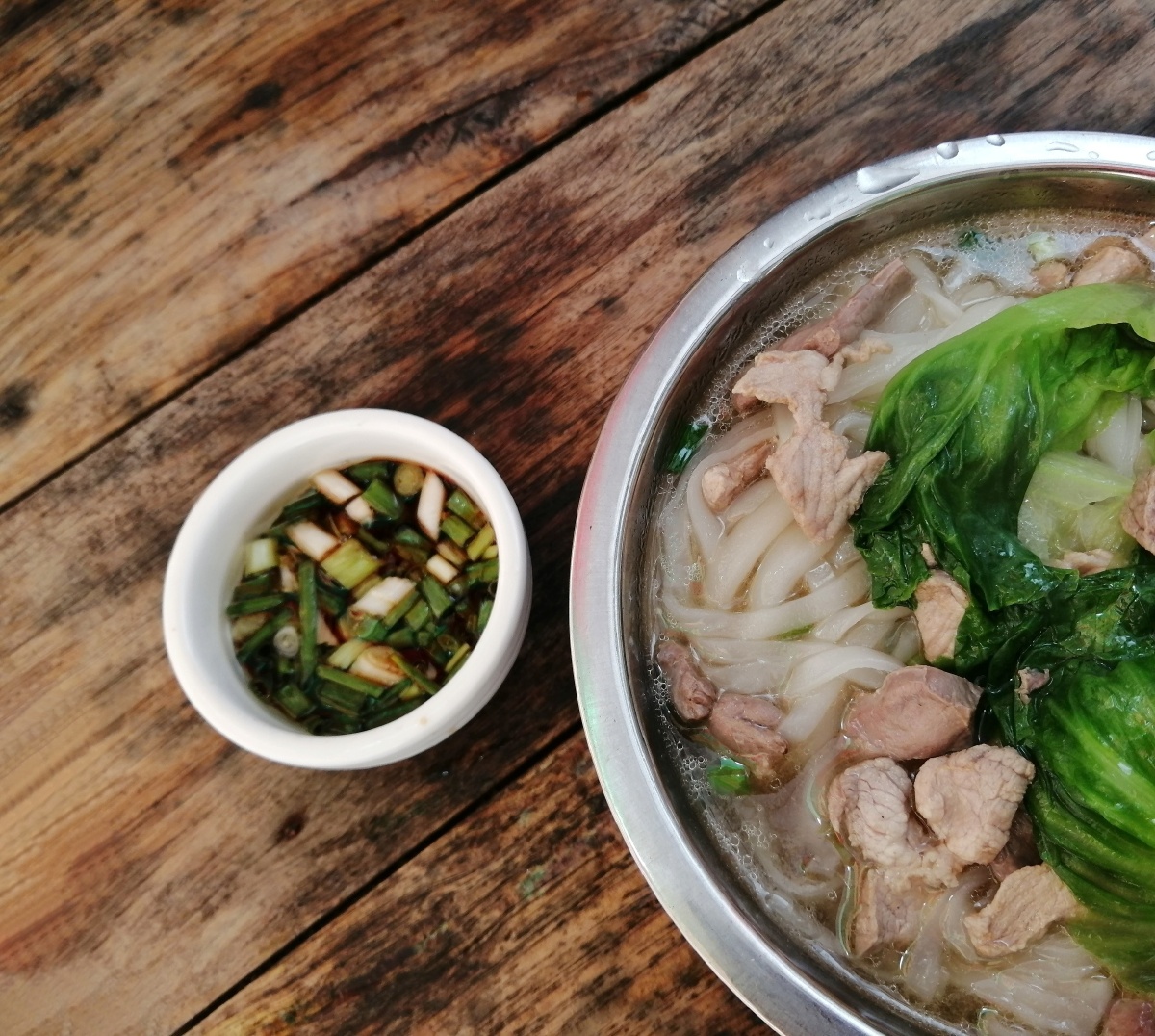 生料煮粉虽然在外也常见但唯独爱家乡的那一碗