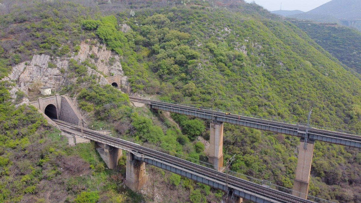 陇海铁路杨连弟桥.