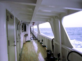 415003