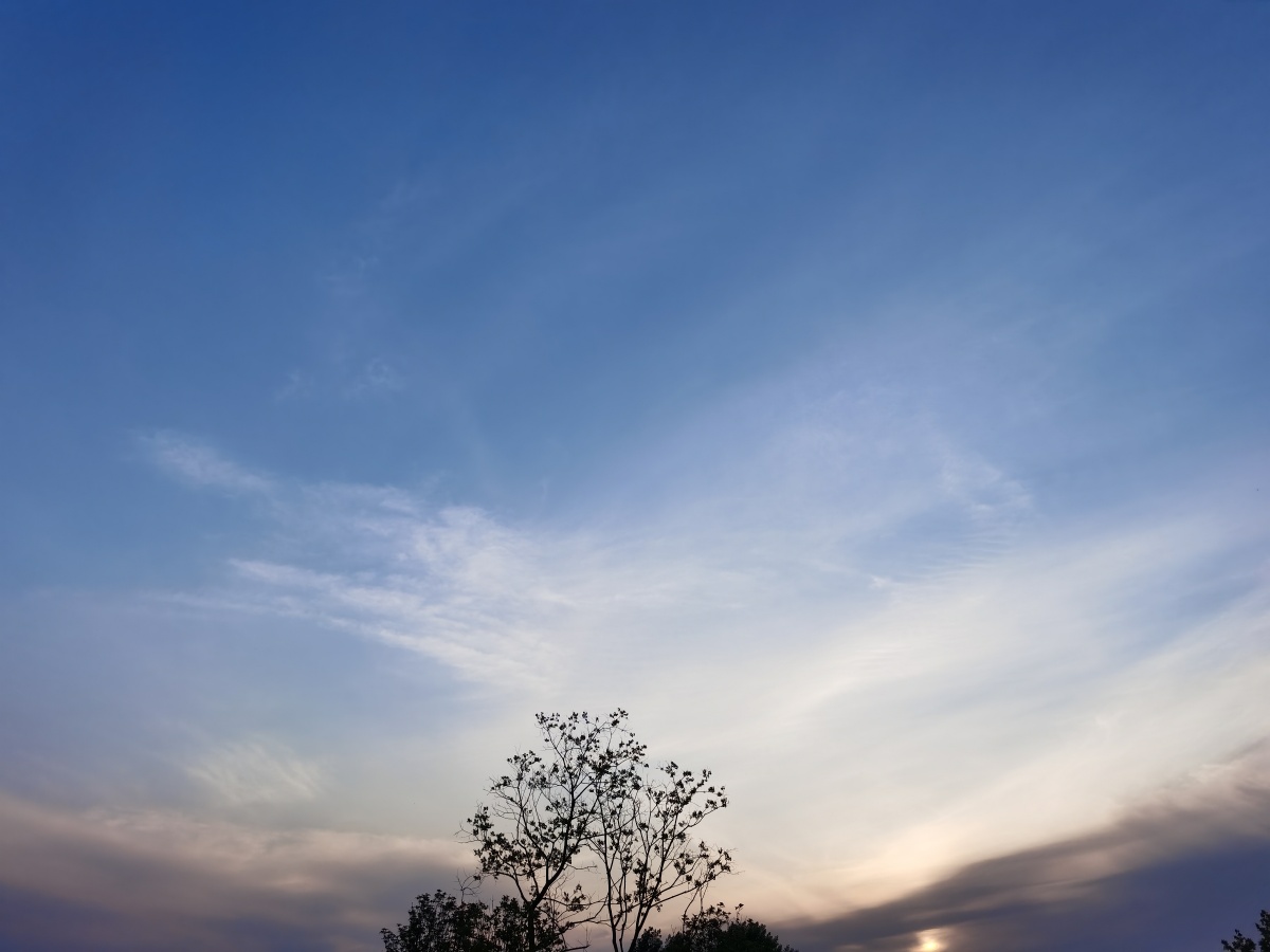 网红打卡地,红石咀公园,这里是婚纱的圣地,每次来他的天空都是不一样