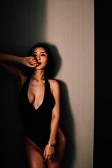001