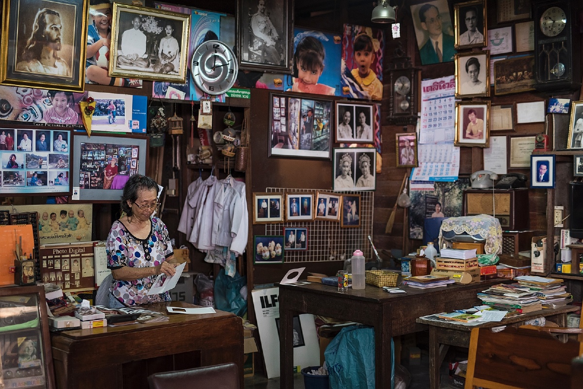 泰国曼谷郊外一家古董照相馆
