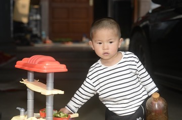 133145