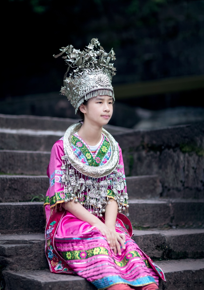 jiazhuangshi苗家姑娘