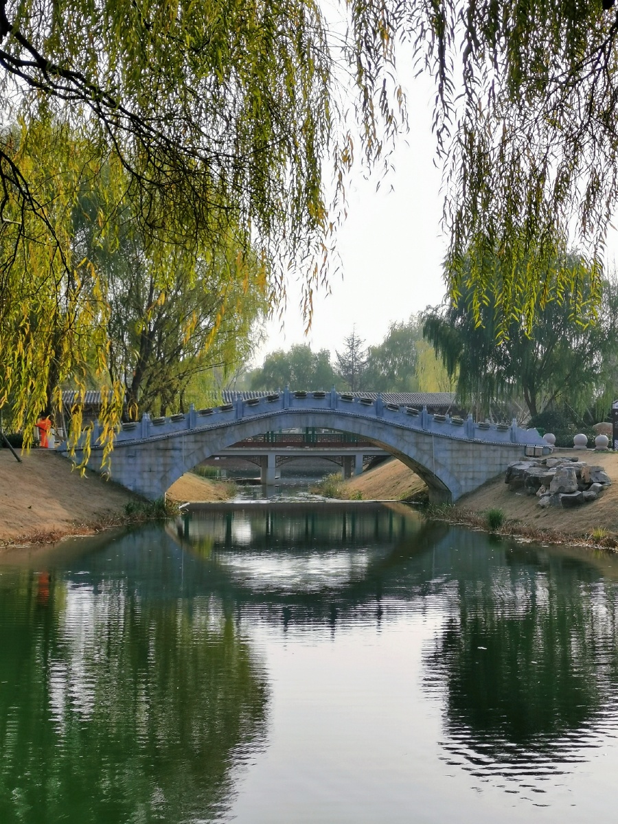 街拍泰山西湖风光