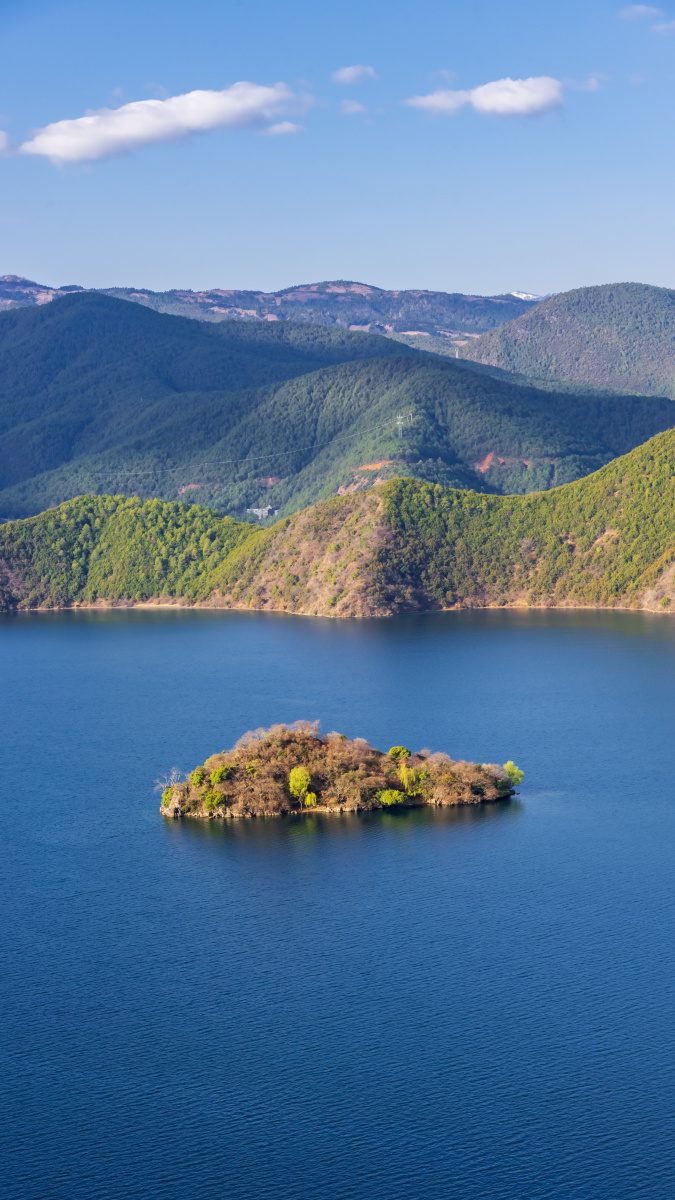 泸沽湖王妃岛