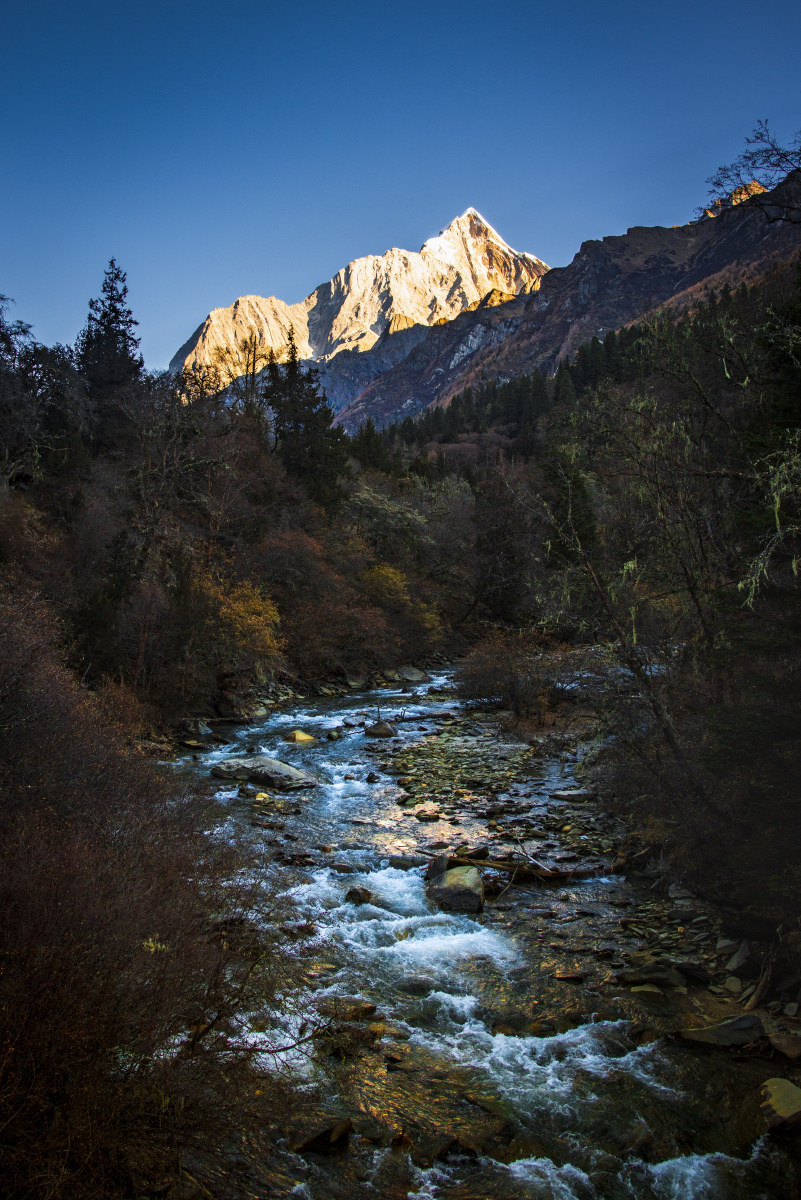 斯古拉神山 - 君子裕 - 图虫