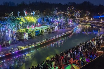 新春唱大戏