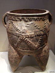 袋足陶模，客省庄文化（约公元前2500年-前2000年），1955年陕西西安斗门出土，中国国家博物馆文物展。