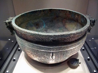 “吴王光”青铜鉴，春秋·吴，1955年安徽寿县蔡侯墓出土，中国国家博物馆文物。