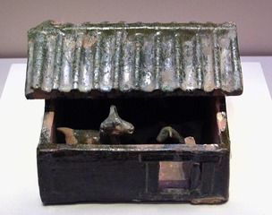 绿釉陶羊圈，东汉，1958年河南陕县刘家渠出土，中国国家博物馆文物。
